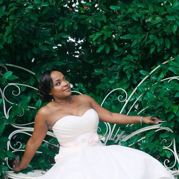 Meet your Posher, Eleanor - Picture 1 of 1